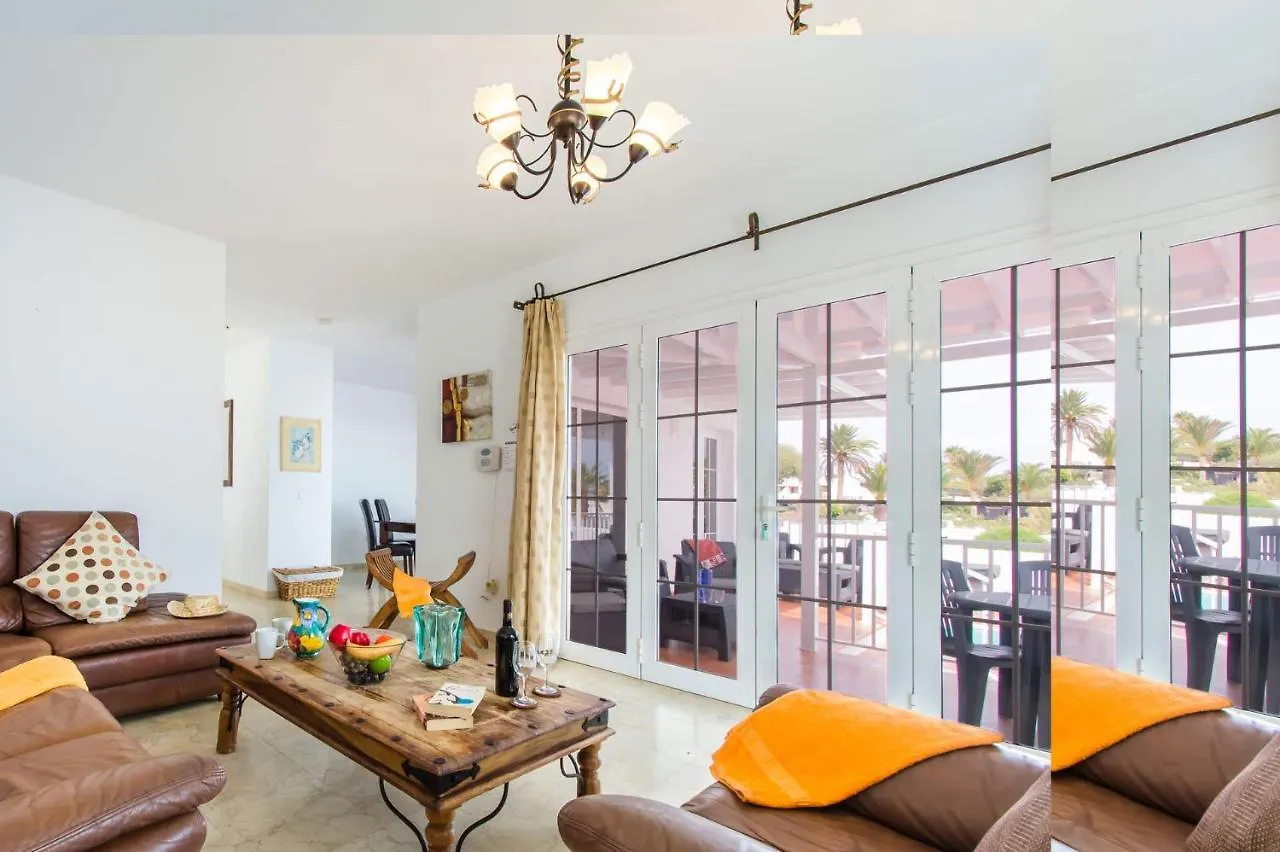 Villa Rosa Mojones Tres By Villa Plus Puerto del Carmen