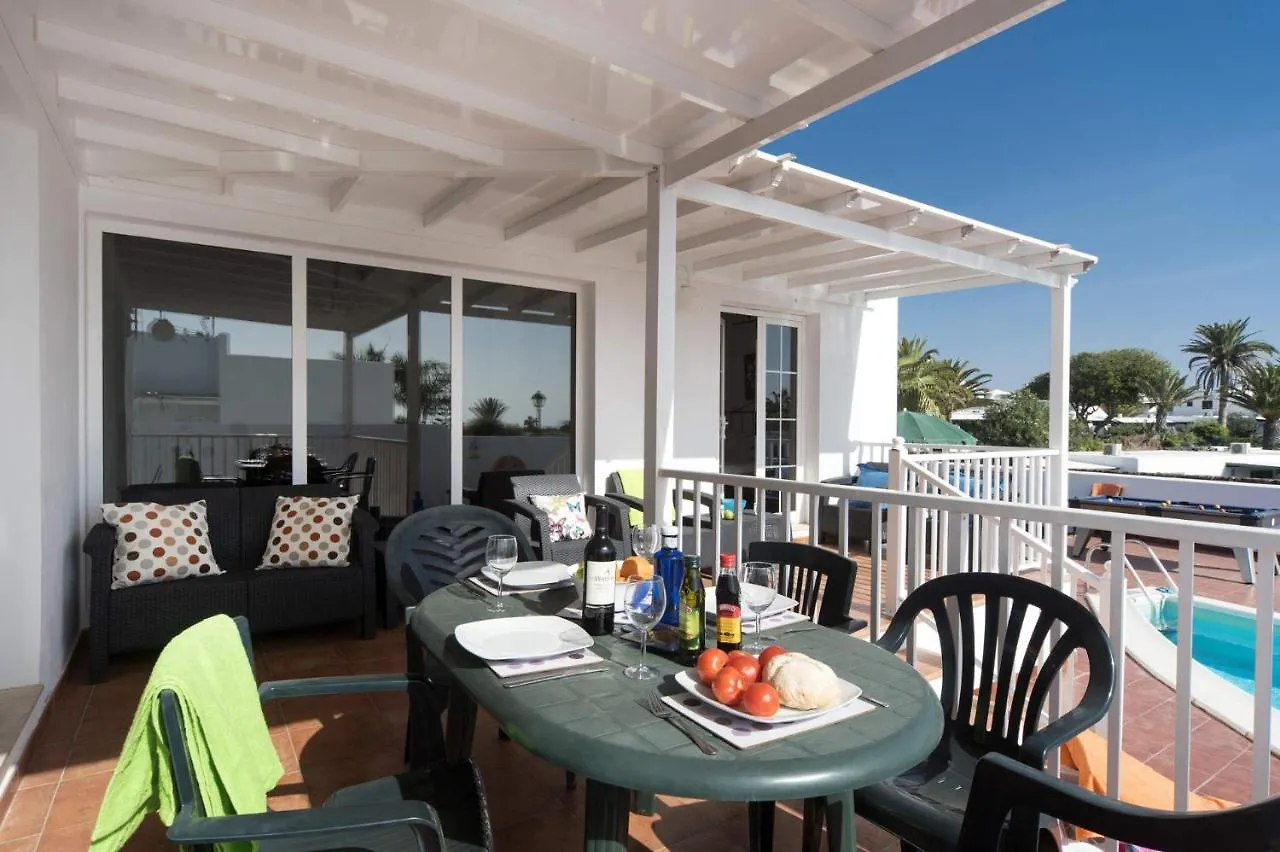 Villa Rosa Mojones Tres By Villa Plus Puerto del Carmen